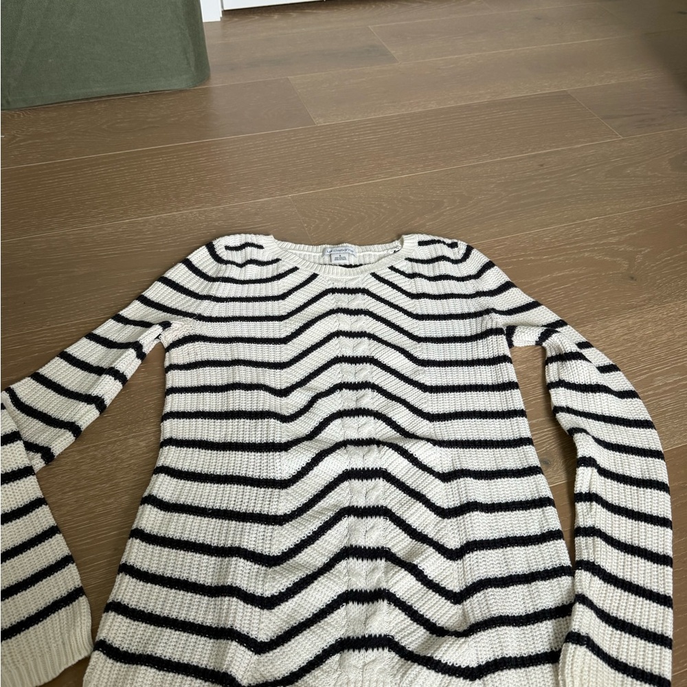 Liz Claiborne Black and White Striped Sweater